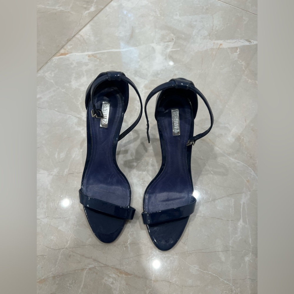 Schutz patent leather sandals size 7B - Picture 4 of 8